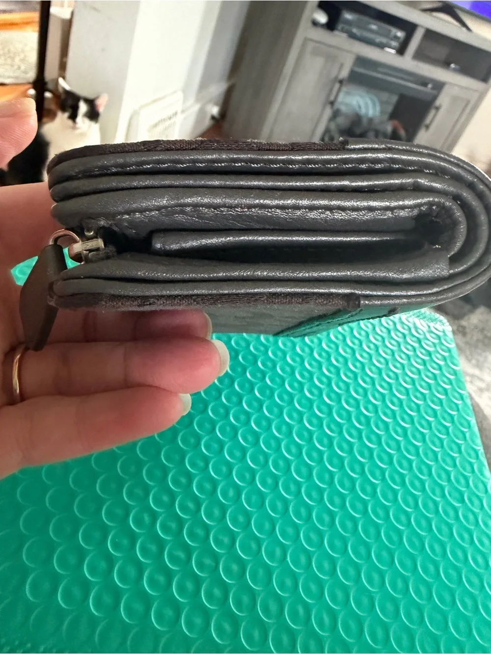 Coach bi fold